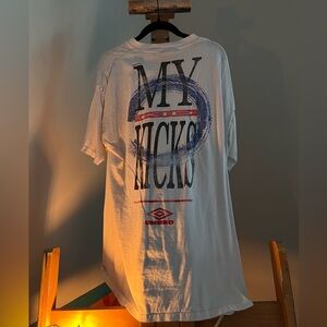 Men’s vintage tee.